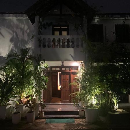 Villa Nazuri W Caretaker Candolim Eksteriør bilde